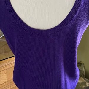 St. John Sportswear Tank